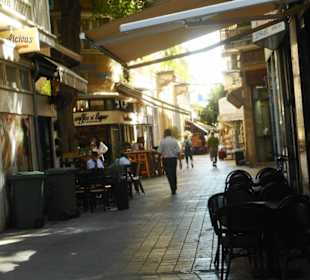 Einkaufsstrasse