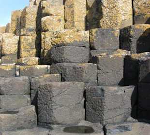 Giant's Causeway an der Küste Nordirlands