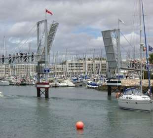 Fußgängerbrücke Lagos Marina