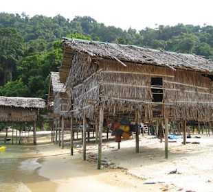 Kleines Fischerdorf bei den Surin-Islands - Thai