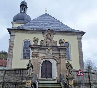 Zugang zur Wallfahrtskirche Glosberg 