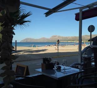 Blick zum Meer von der Terrasse