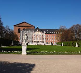 Kurfürstliches Palais