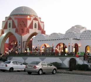 Blick auf die "Villa Kunterbunt"