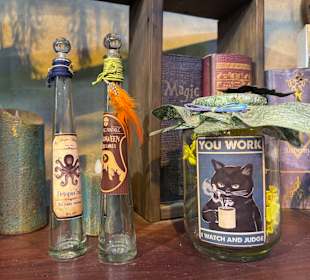 Souvenirs im Ten Drum Cultural Village