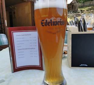 Hütte