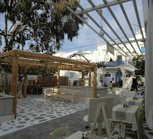 Grüner Winkel auf Mykonos
