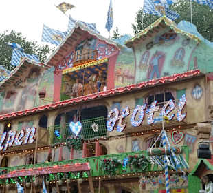 Alpen Hotel auf dem Hamburger Dom