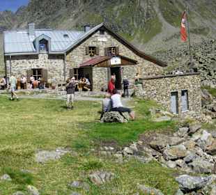 Winnebach-Hütte auf 3268m