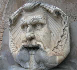 Particolare della Fontana a Santa Sabina