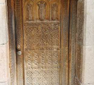 Kirche Sankt Hripsime - Kirchentüre