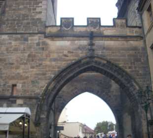 Torre del ponte carlo