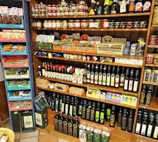 Im Feinkostgeschäft La Bottega dei Sapori 