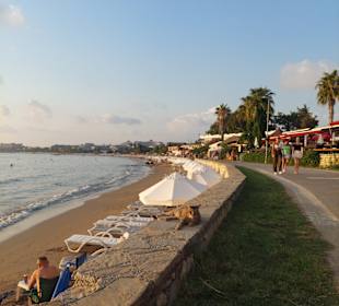 Strandpromenade Side