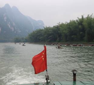 Li Fluß Karstkegelberge