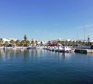 Blick auf den Hafen von Mandraki