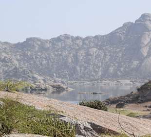 Hügel am See, Leopardengebiet