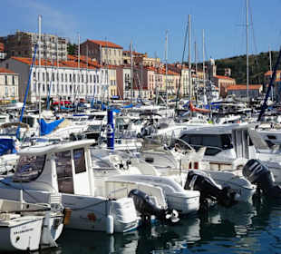 Im Yachthafen von Port Vendres