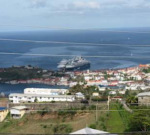 MS 2 im Hafen von St.George auf Grenada