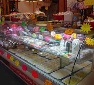 Rundgang durch die Markthalle San Benedetto