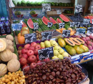 Auf dem Naschmarkt in Wien