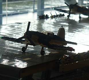 Legomodell der USS Intrepid