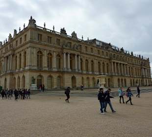 Schloss vom Garten aus