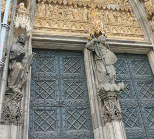 Blick zum Kölner Dom