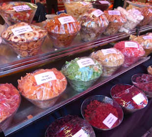 Auf dem Naschmarkt in Wien