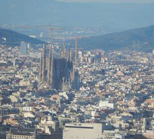 Sagrada Familia widok z Montjuic