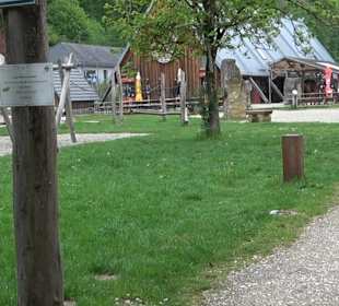HöhlenHaus