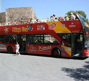 Sightseeingbus am Castillo de Gibralfaro