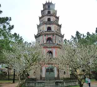 Phuo Duyen-Turm/Thien-Mu-Pagode
