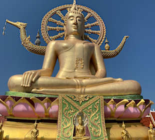 Wat Plai Laem