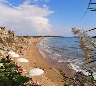 Side Strand mit Blick Richtung Sorgun
