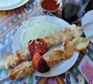 Hähnchenschaschlik mit Zwiebeln