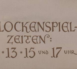Glockenspiel mit Männchenlauf am Bürgerspital