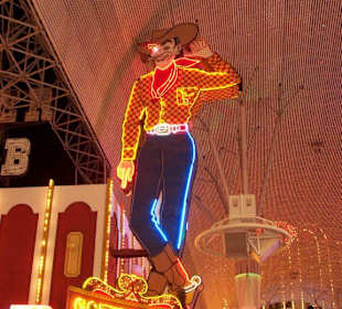 Der berühmte Marlboro Man in Las Vegas Downtown