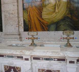 Heilwasser der Therme