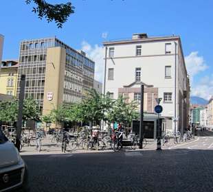Uniplatz