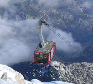 Aus der Seilbahn, auf die andere Seilbahn