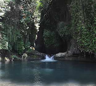 Ein Tourenhöhepunkt: Bad im Flusspool
