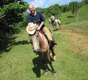 Wer hat den Hut wohl nötiger?