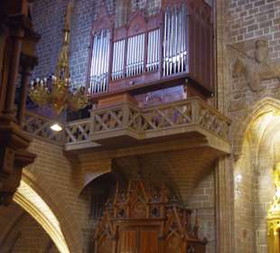 Один из самых красивых храмов Памплоны