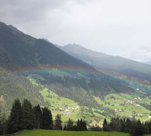 Regenbogen über dem Ridnauntal