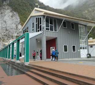 Abfertigungsgebäude