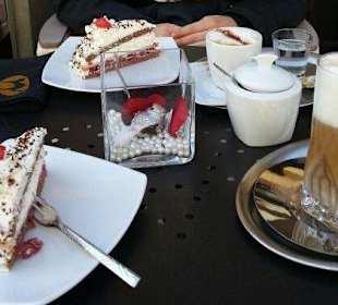 Kaffee & Kuchen