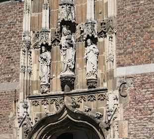 Zugang zur Domschatzkammer von Aachen