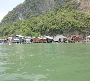 Richtung Zigeuenerdorf