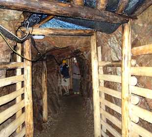 Im Uranbergwerk